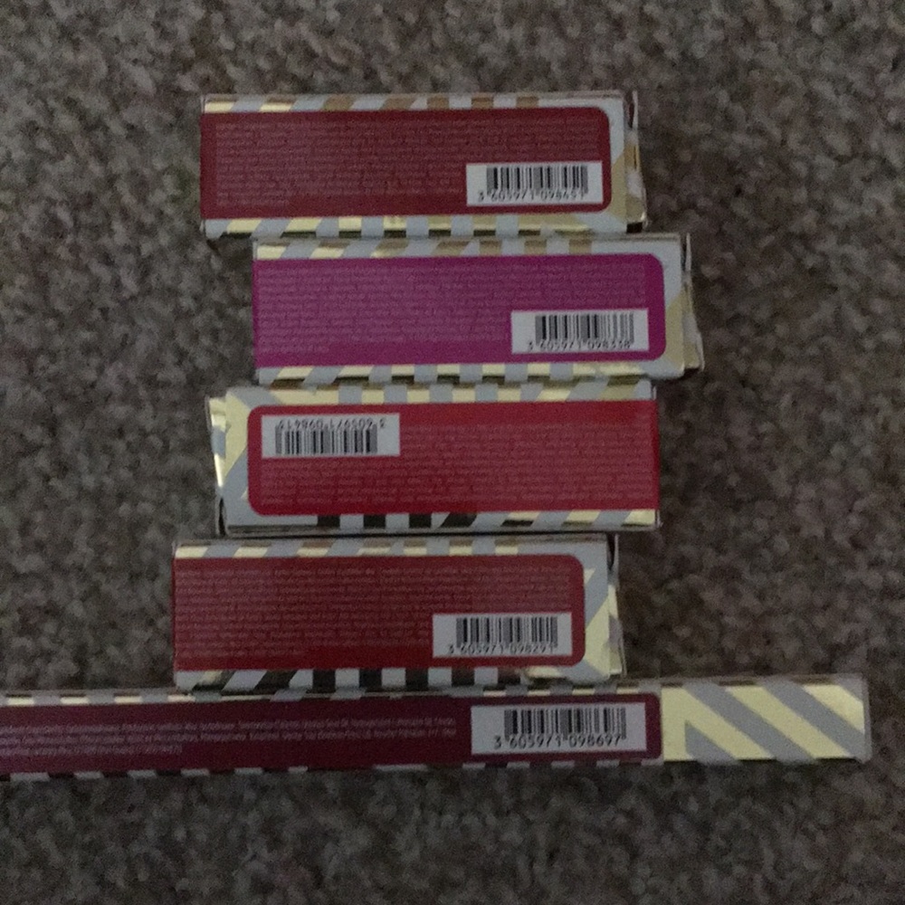 Urban Decay Gwen Stefani lipsticks